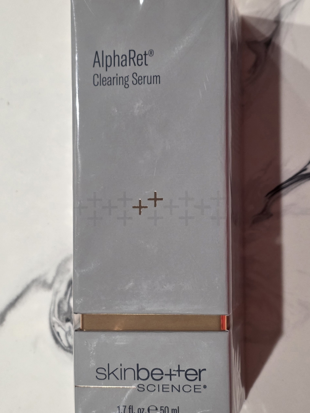 skinbetter science AlphaRet Clearing Serum - Light Gray Packaging